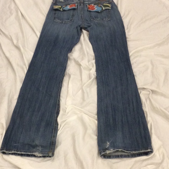 Street Denim Distressed Jeans Boot Cut Peacock Embroidered Back Flap Poc… - Picture 9 of 12